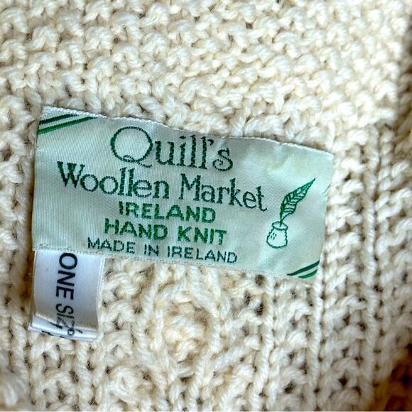 Quill’s Woolen Market Irish Made Classic Cardigan - CREAM - Picture 3 of 10